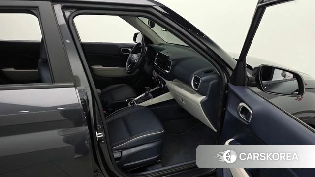 Hyundai Venue 2021 Серый из Кореи, фото 2