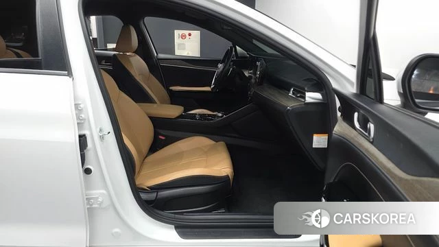 Kia K5 Hybrid 3rd Generation 2022 Белый из Кореи, фото 2