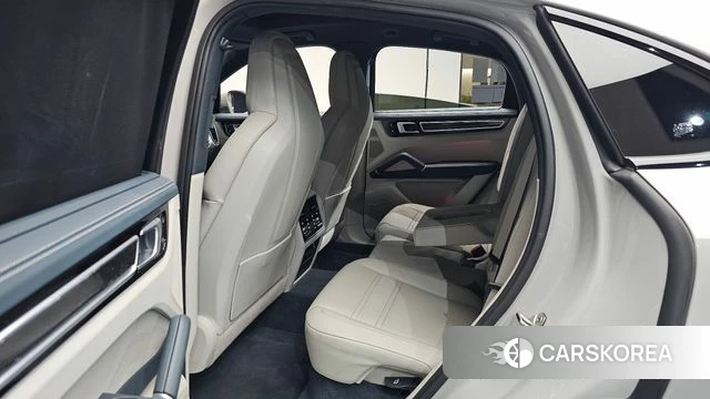 Porsche Cayenne (PO536) 2022 Серебристо-серый из Кореи, фото 2