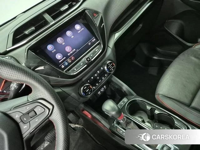 Chevrolet (GM Daewoo) Trailblazer 2022 Черный из Кореи, фото 2