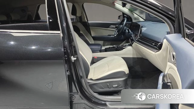 Kia Sportage 5th Generation 2022 Черный из Кореи, фото 2