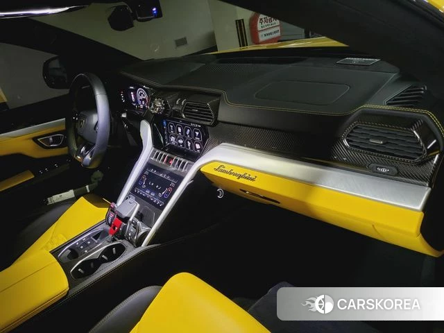 Lamborghini Urus 2021 Желтый из Кореи, фото 2
