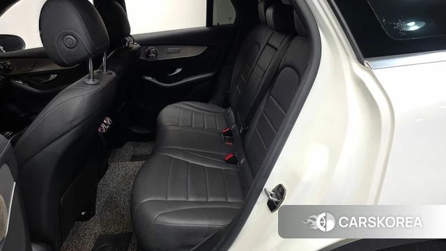 Mercedes-Benz GLC-Class X253 2021 Белый из Кореи, фото 2