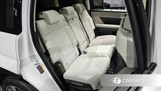 Hyundai Santa Fe (MX5) 2024 Белый из Кореи, фото 2