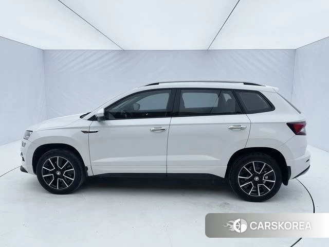 Skoda Karoq 2024 Белый из Китая, фото 2