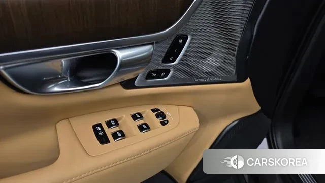 Volvo S90 2022 Серый из Кореи, фото 2