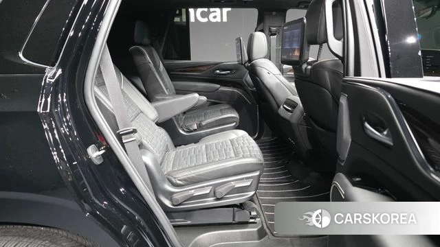 Cadillac Escalade 5th Generation 2023 Черный из Кореи, фото 2