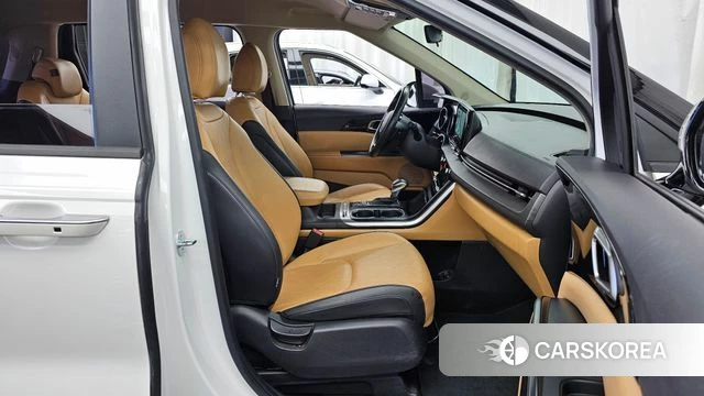 Kia Carnival 4th generation 2022 Белый из Кореи, фото 2