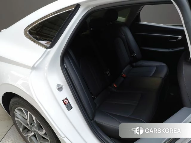 Hyundai Sonata (DN8) 2022 Белый из Кореи, фото 2