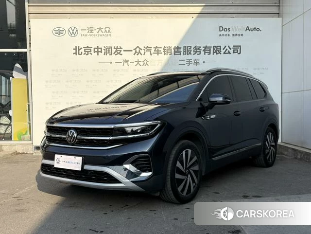 Volkswagen Talagon 2023 Синий из Китая, фото 2