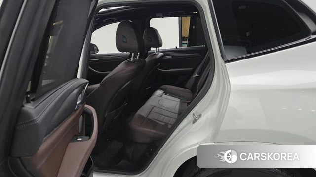 BMW X3 (G01) 2024 Белый из Кореи, фото 2