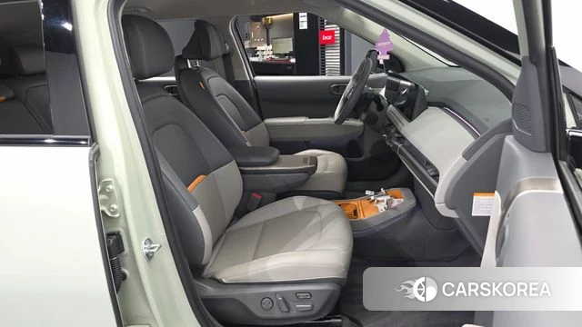 Kia EV3 2024 Светло-зеленый из Кореи, фото 2
