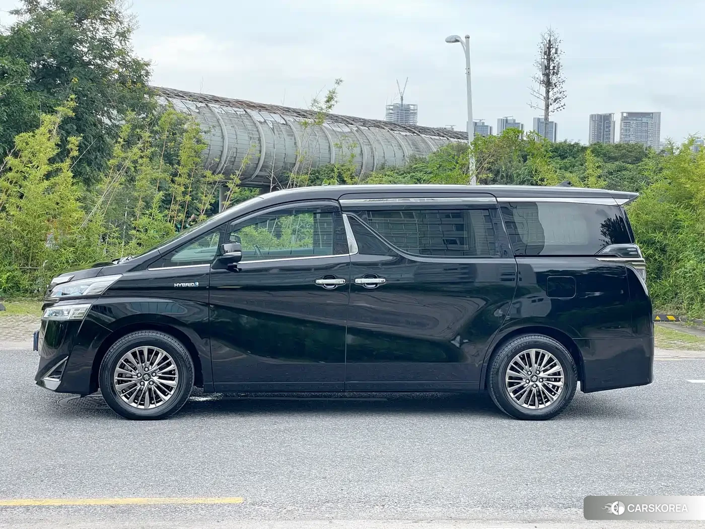 Toyota Vellfire 2022 Черный из Китая, фото 2