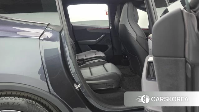 Tesla Model Y 2026 Серый из Кореи, фото 3
