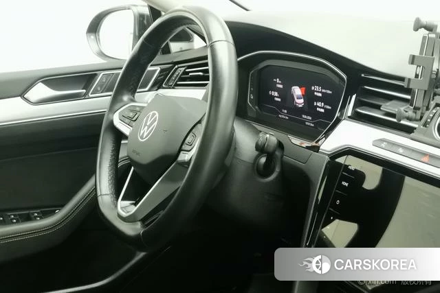 Volkswagen Magotan 2023 Черный из Китая, фото 2