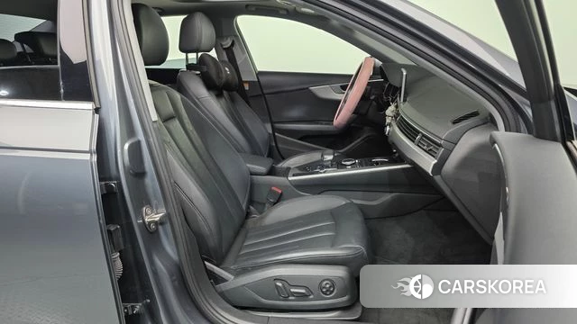 Audi A4 (B9) 2018 Серый из Кореи, фото 2