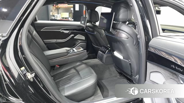 Audi A8 (D5) 2021 Черный из Кореи, фото 2