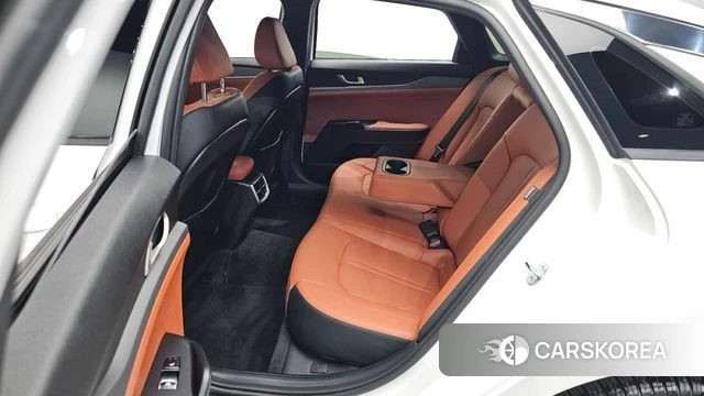 Kia The New K5 3rd generation 2024 Белый из Кореи, фото 2
