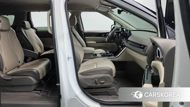 Kia Carnival 4th generation 2023 Белый из Кореи, фото 2