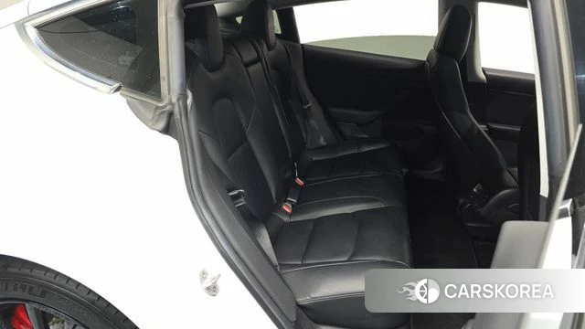 Tesla Model 3 2019 Белый из Кореи, фото 2