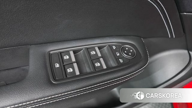 Renault Korea (Samsung) XM3 2022 Красный из Кореи, фото 2