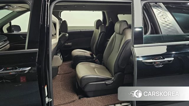 Kia The New Carnival 4th Generation 2024 Черный из Кореи, фото 2