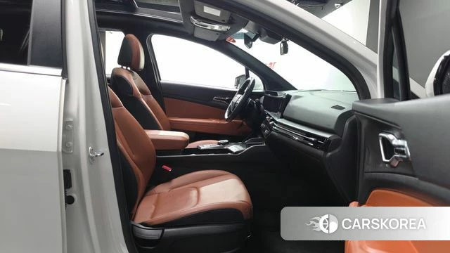 Kia The New Sportage 5th Generation 2025 Белый из Кореи, фото 2
