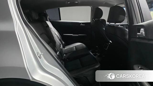 Kia Sportage The Bold 2019 Серебряный из Кореи, фото 2
