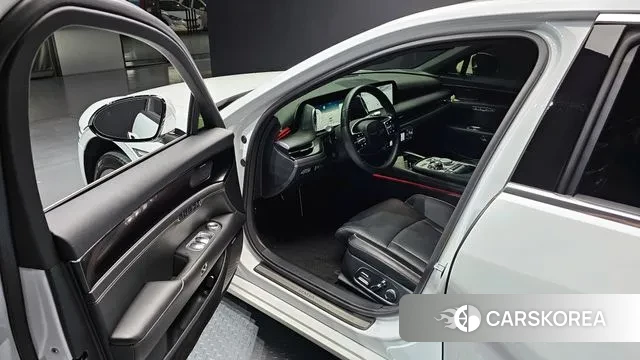 Genesis G90 (RS4) 2022 Белый из Кореи, фото 2