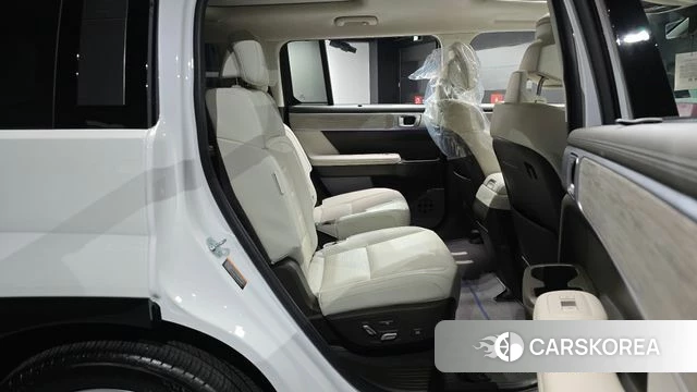 Hyundai Santa Fe (MX5) 2024 Белый из Кореи, фото 2