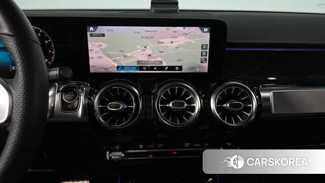 Mercedes-Benz GLB-Class X247 2021 Белый из Кореи, фото 2