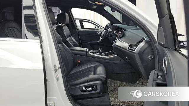 BMW X5 (G05) 2019 Белый из Кореи, фото 2