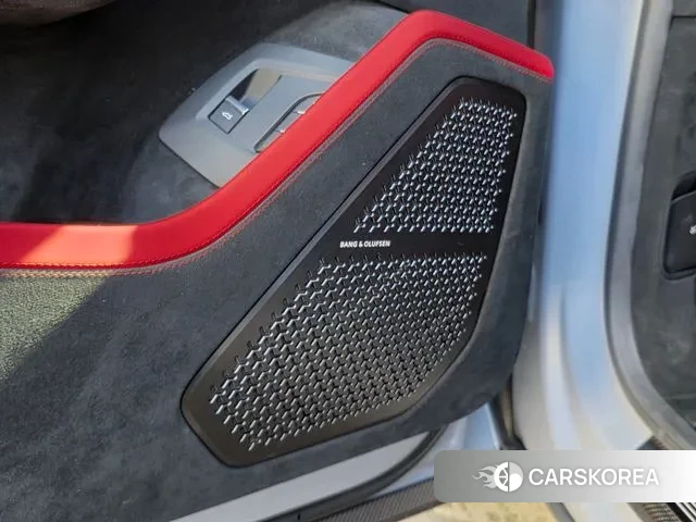 Lamborghini Urus 2023 Серебристо-серый из Кореи, фото 2