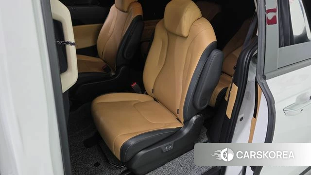 Kia Carnival 4th generation 2022 Белый из Кореи, фото 2