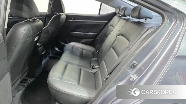 Hyundai Avante AD 2018 Серый из Кореи, фото 2