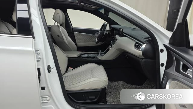 Genesis The New G70 2021 Белый из Кореи, фото 2