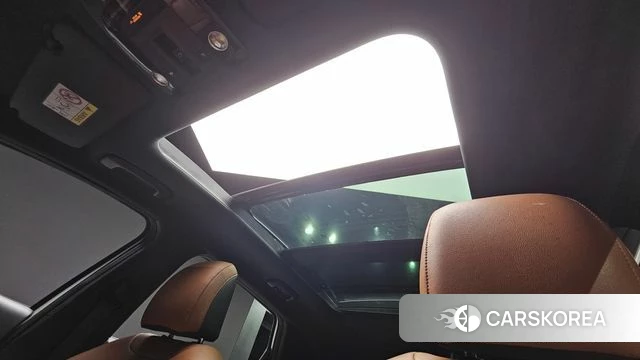 Kia Sportage 5th Generation 2023 Белый из Кореи, фото 2