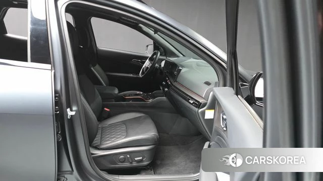 Kia The New Sportage 5th Generation Hybrid 2025 Серый из Кореи, фото 2