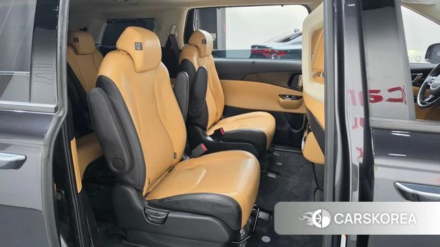 Kia Carnival 4th generation 2023 Серый из Кореи, фото 2