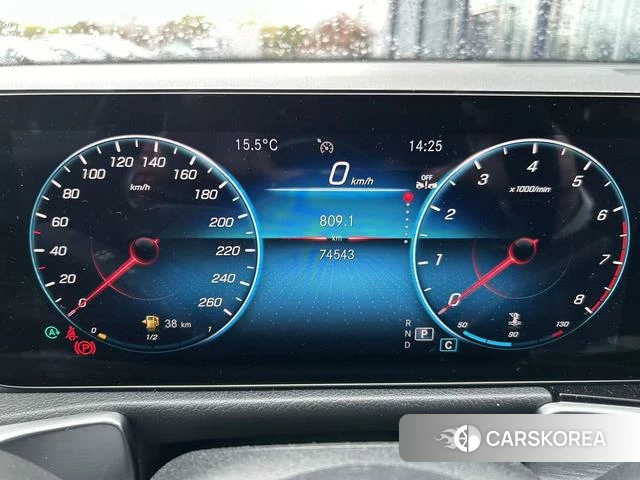Mercedes-Benz GLB 2021 Белый из Китая, фото 2