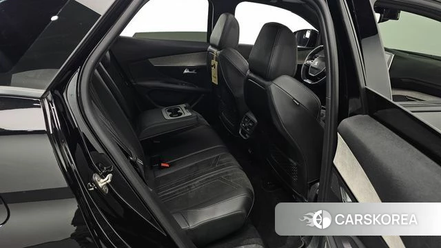 Peugeot 3008 second generation 2021 Черный из Кореи, фото 2