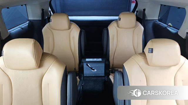 Kia Carnival 4th generation 2023 Белый из Кореи, фото 2