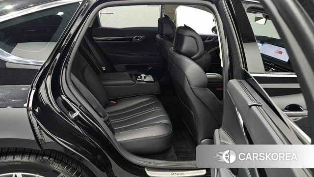 Genesis G80 (RG3) 2024 Черный из Кореи, фото 2