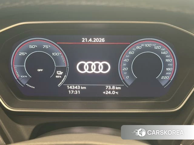 Audi Q4 2023 Синий из Китая, фото 2