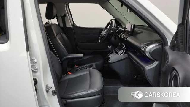 Hyundai The New Casper 2025 Белый из Кореи, фото 2