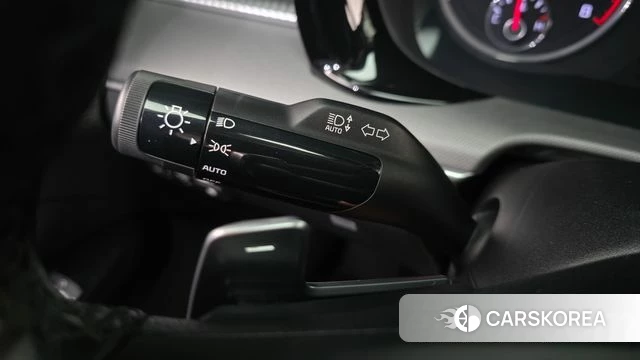 Kia K5 3rd generation 2020 Белый из Кореи, фото 2