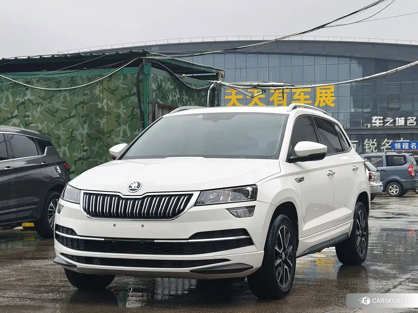 Skoda Karoq 2023 Белый из Китая, фото 2