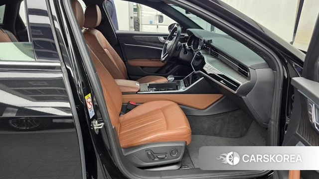Audi A6 (C8) 2021 Черный из Кореи, фото 2
