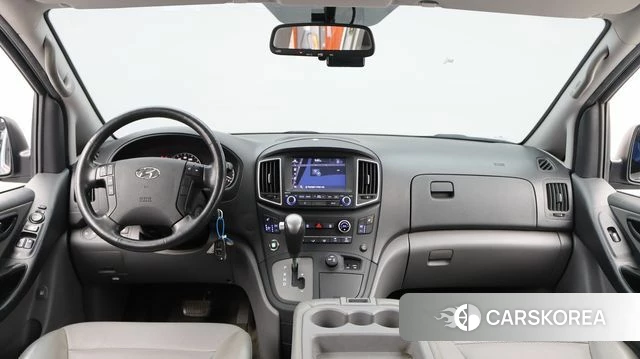Hyundai The New Grand Starex 2019 Серебристо-серый из Кореи, фото 2