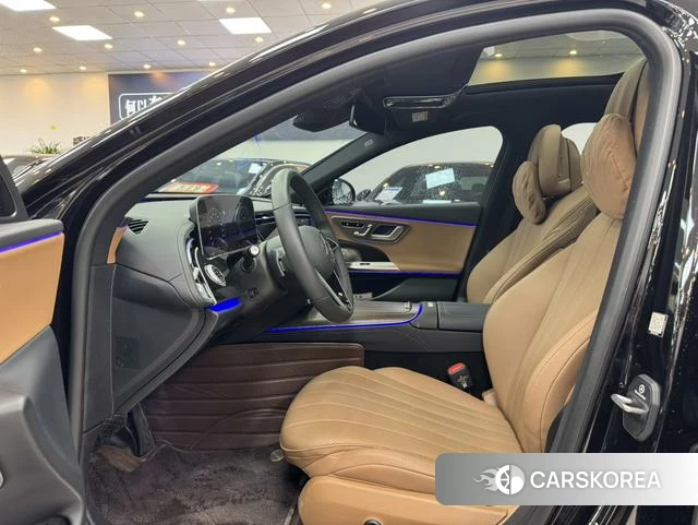 Mercedes-Benz E-Class 2025 Черный из Китая, фото 2
